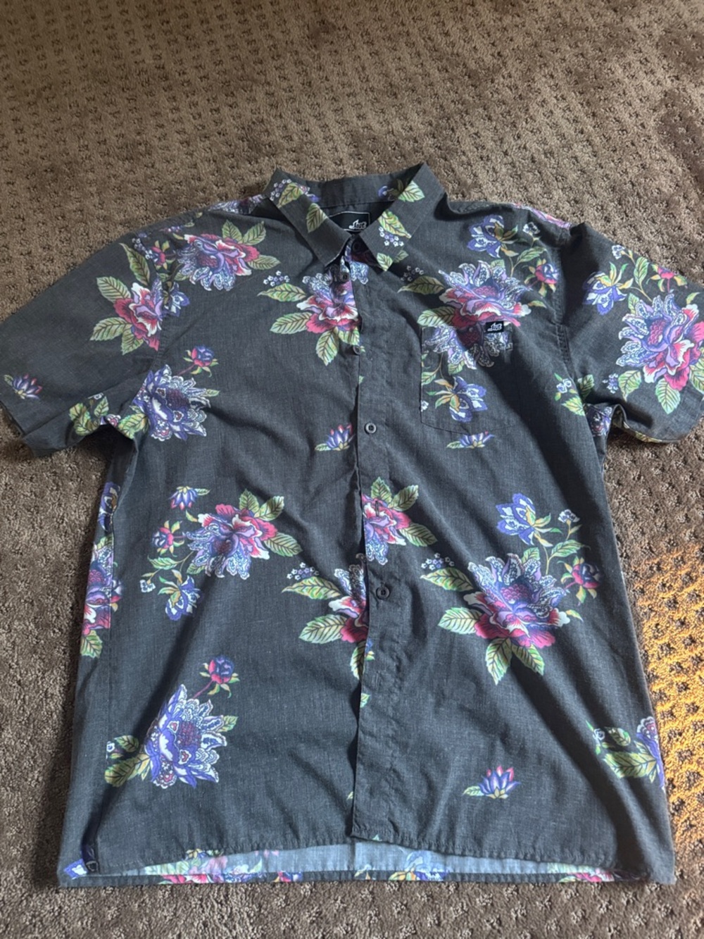 Lost Men's Black Short-Sleeve Button-Up with Pink, Purple & White Florals XL